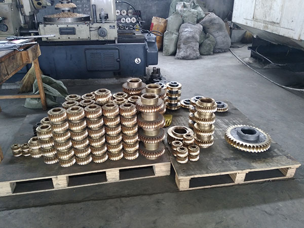 硬齒面圓柱齒輪減速機降噪設計